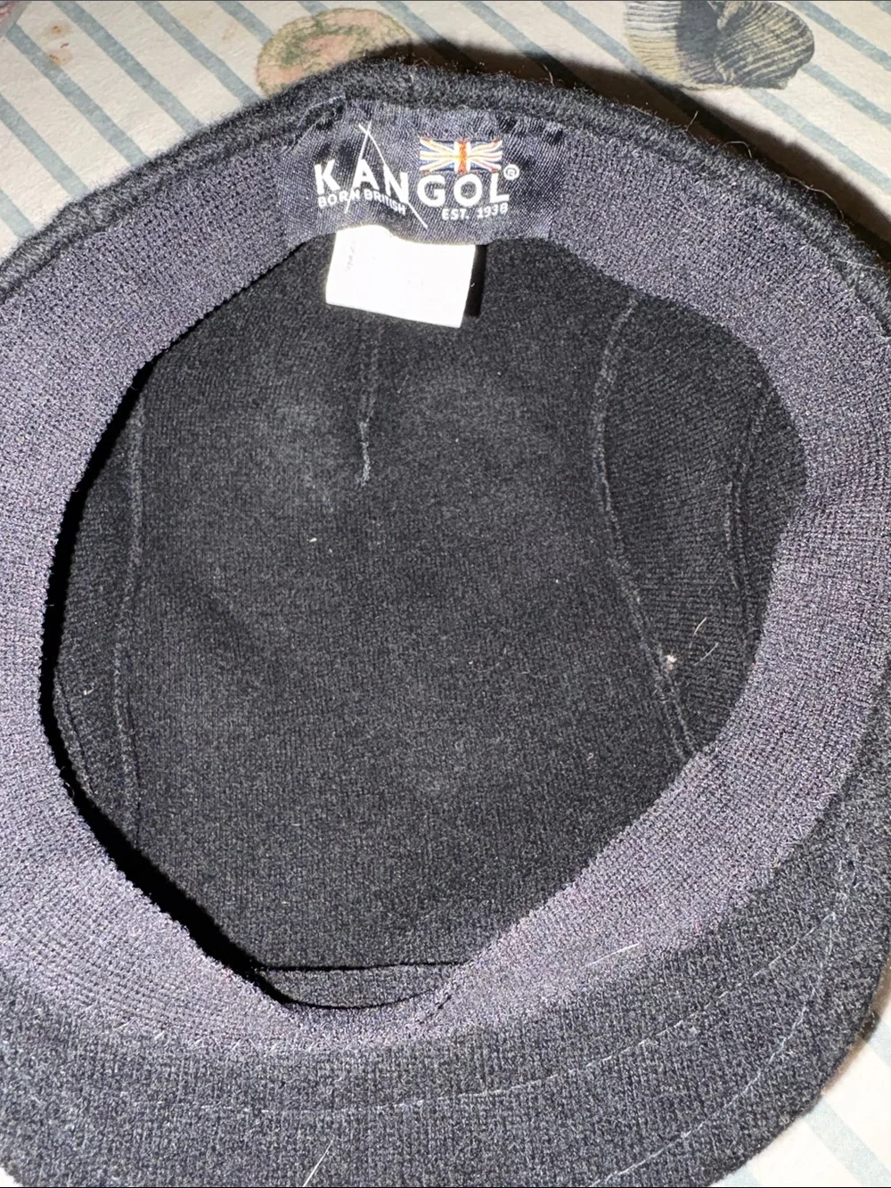 Vintage men’s KANGOL wool flat cap 90s